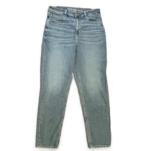 AMERICAN EAGLE "Mom Jean" Size 10 Long
